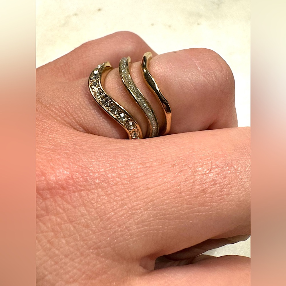 Fashion rings - set of stacking rings, gold tone with rhinestones.